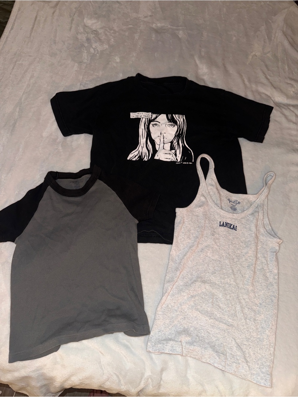 Brandy Melville tops bundle of 3